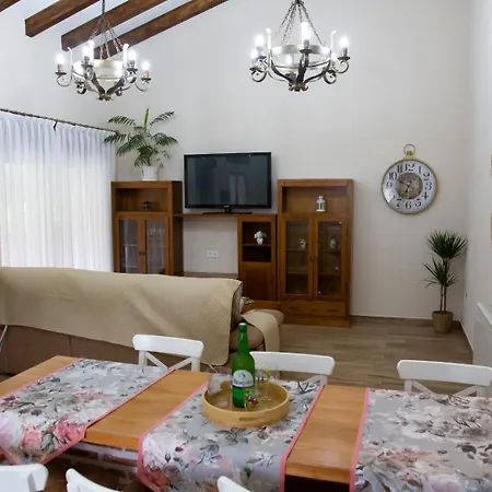 Antonia 3 Apartment Margolles